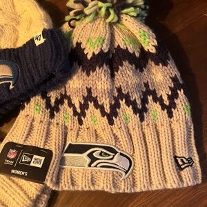 New Era Seahawks Knit Beanie - Cream and Navy